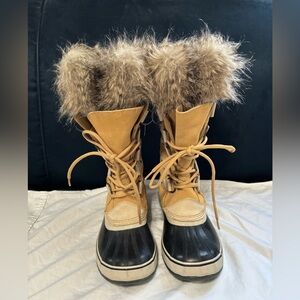 Sorel Joan of Arctic winter boots